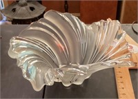 Art glass console bowl