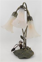 ** 3 Lily Lamp - 16"