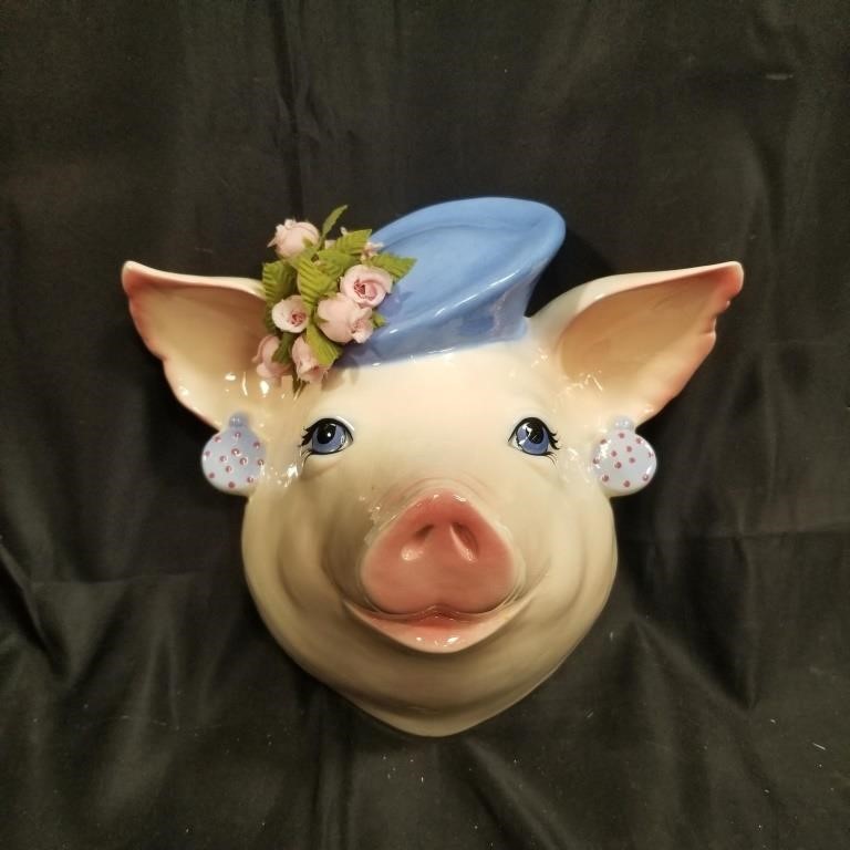 Ceramic pig head wall decor