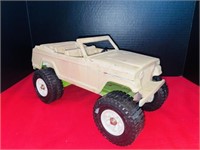Vintage Tonka Jeepster Jeep Toy