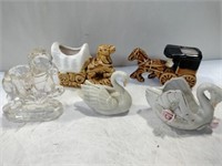 Lot of figurines horse and buggy and swans