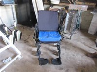 Wheel chair with comfort cushion