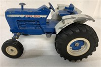 1/8? Ford 8000 Tractor