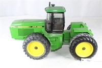 John Deere 8560 Articulating Tractor