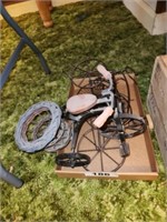 SEVERAL TRICYCLE DECOR PCS