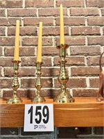 Brass Candlesticks(Den)