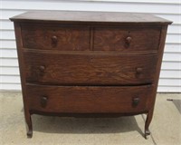 Vintage wood 4 drawer dresser. Measures: 36.75" H