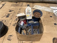 Box lot of hardware, misc