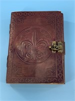 Leather bound journal                (I 99)