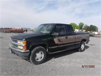 1996 Chevy C15 Extended Cab Pickup