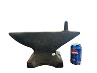 NICE OLD EARLY 75LB ANVIL W/ HARDY