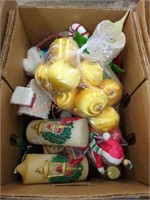 Box lot vintage Christmas decor