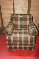 Pennsylvania house plaid arm chair with air rest