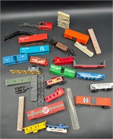 HO MODEL TRAIN **PARTS ONLY**