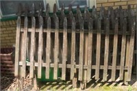 8' Picket Fence Sections