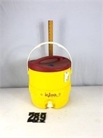 Igloo water cooler Yellow & Red