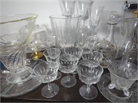 Large Lot of Assorted Glassware Pieces