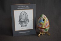 Franklin Mint Majolica Pottery Collector Egg