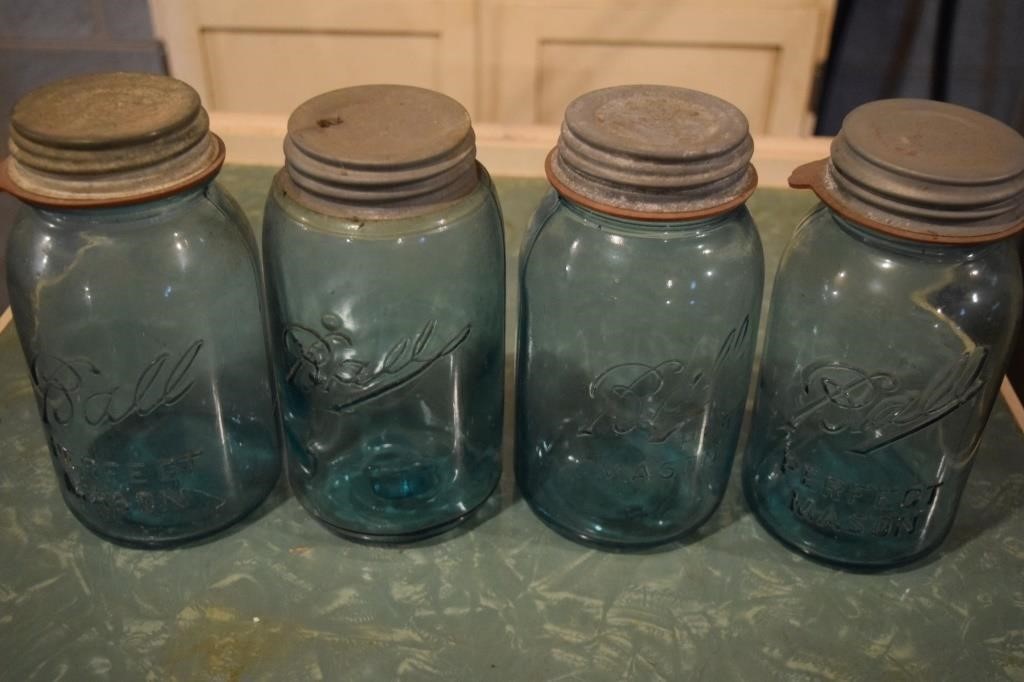 4 pcs Antique Blue Ball Mason Jars (quart)