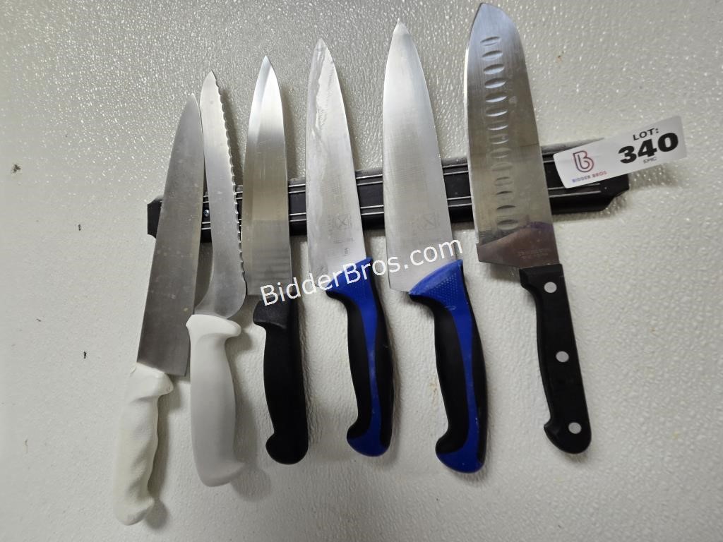 Wall mount w Knives