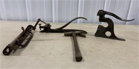 (4)Saw Tooth Setter, Riveter, Hammer, Saw Vise