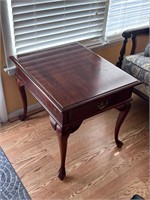 Side table end table