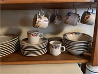 MAPLE HILL STONEWARE OVEN DISHWARE, SERVICE FOR