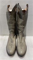 Size 11.5 EE cowboy boot