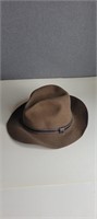 VINTAGE ROBERT HALL WOOL HAT