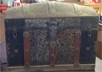32 x 24 x 18 antique humpback  chest