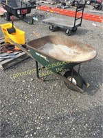 TRUE TEMPER GREEN METAL WHEELBARROW