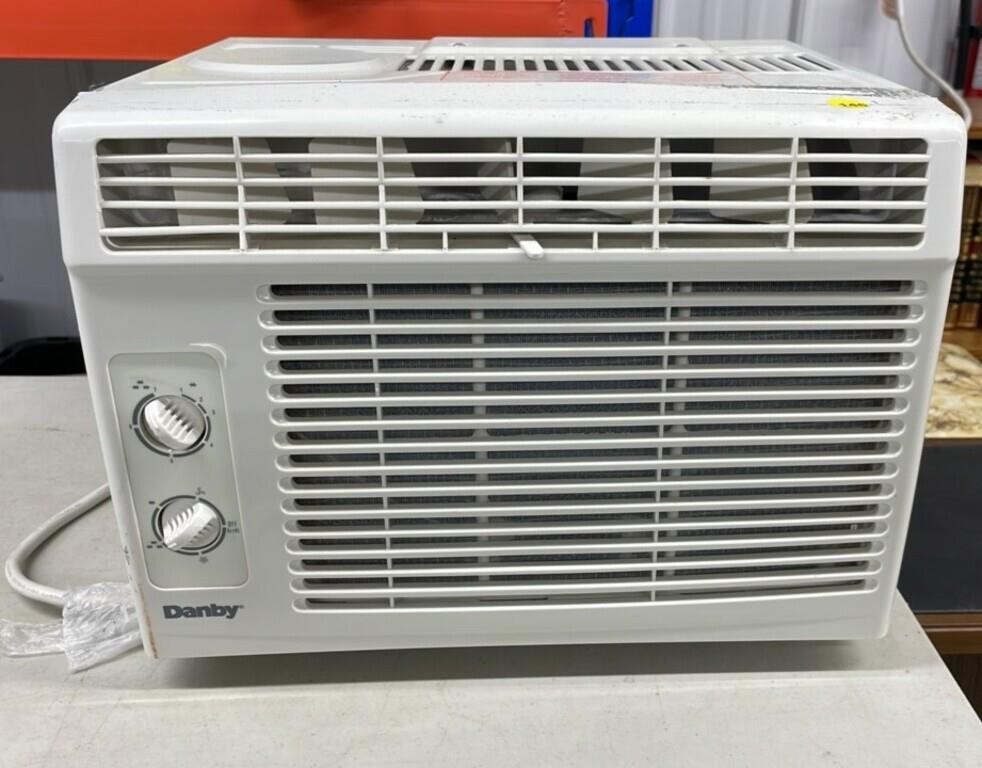 Small Window Air Conditioner (working, it's