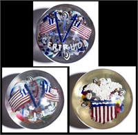 ASSORTED PATRIOTIC FRIT PAPERWEIGHTS, LOT OF