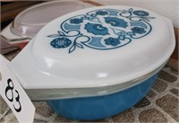 Pyrex Horizon Blue Casserole, White Lid, Clear Lid