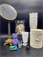 Assorted Bath & Vanity Items, Decor