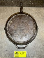 LODGE 12 IN CAST IRON SAUCE PAN