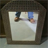 METAL LATTICE FRAMED MIRROR