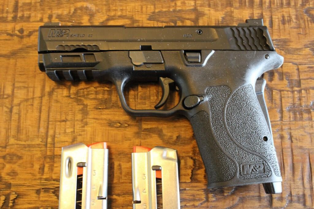 Smith and Wesson MP 9 mm  2.0  EZ Slide