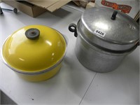 2 Cook Pots