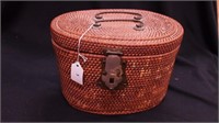 Wicker picnic basket fitted with Rose Medallion