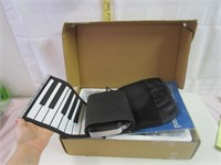 Giovanni's Roll Out Keyboard / Piano