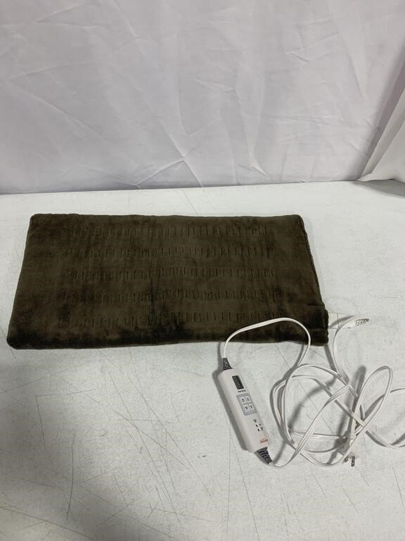 SUNBEAM, HEATING PAD, 23 X 11.75 IN.