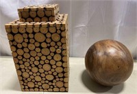 Decor/Wood Ball and Wood Box