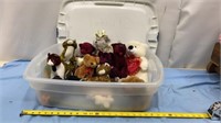 Tote with lid full of Stuffed Animals