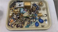 Tray lot costume earrings - pierced and screw