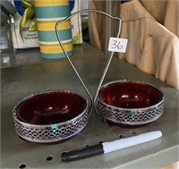 RED GLASS DISHES IN TRAY