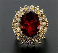 Stunning 14.50 ct Red & White Fashion Ring