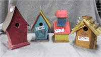 4pcs Assorted Bird Houses