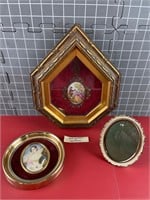 CAMEO ART & DOMED GLASS PICTURE FRAME