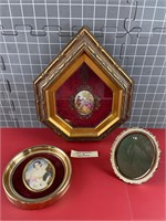CAMEO ART & DOMED GLASS PICTURE FRAME